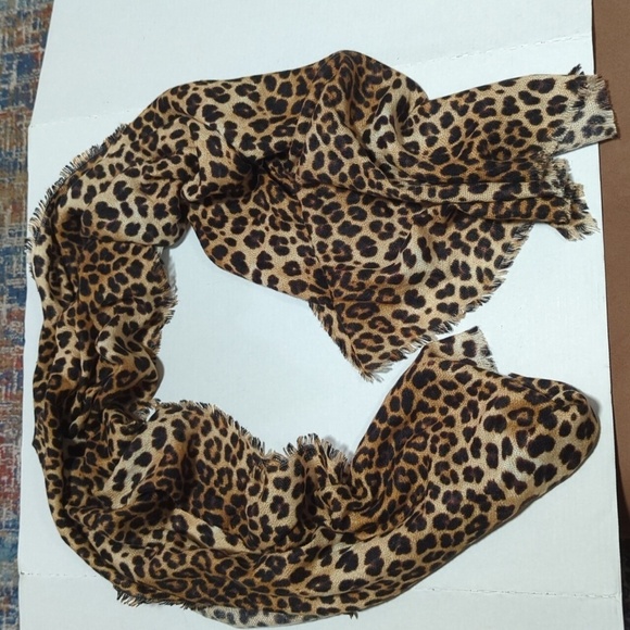 Mixit Women's Leopard Print Fashion Scarf One Size 80"x 27" - Picture 1 of 5